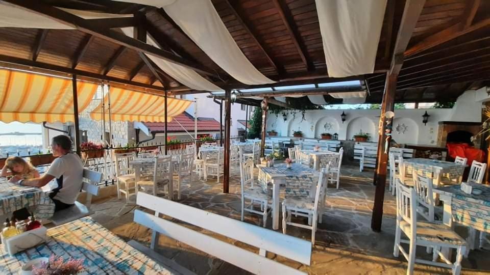 Orion Guest House Sozopol Exterior photo