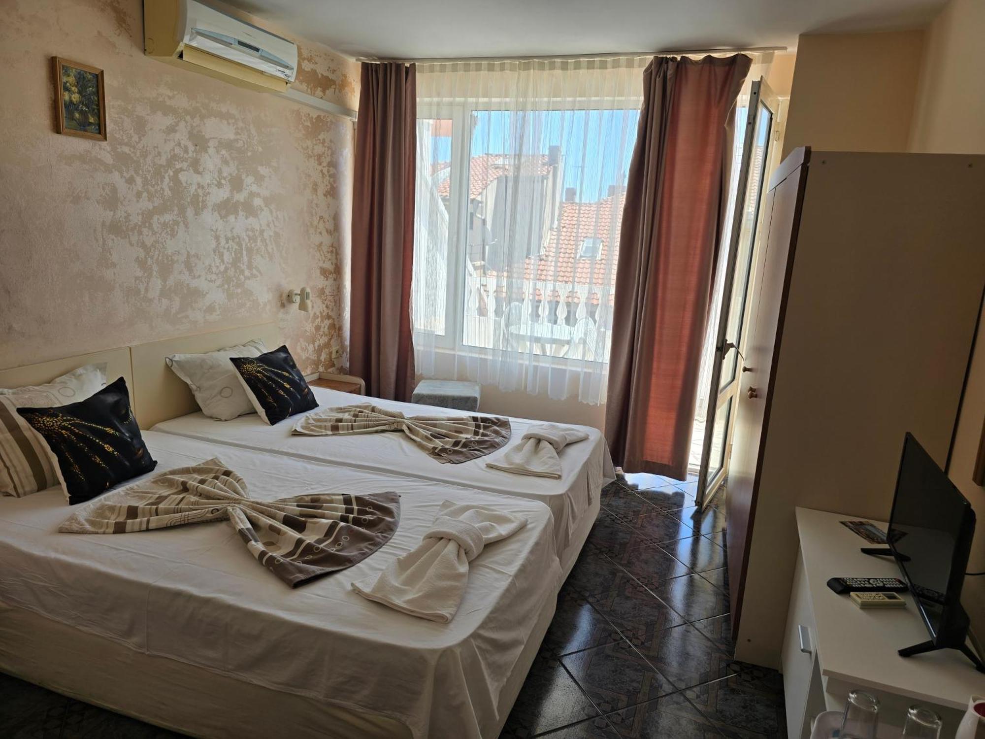 Orion Guest House Sozopol Exterior photo