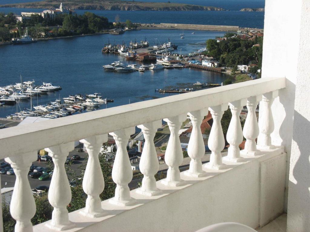 Orion Guest House Sozopol Room photo
